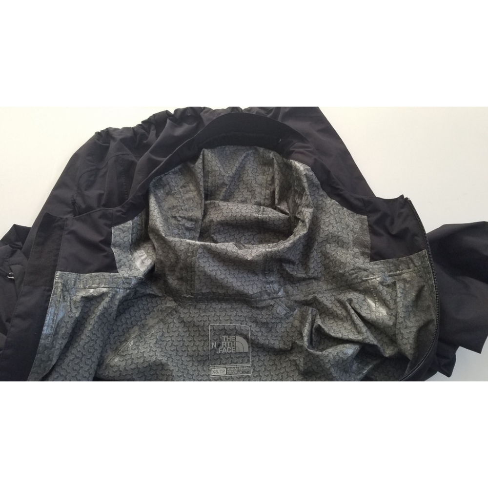 Black North Face Lightweight Jacket - image 5